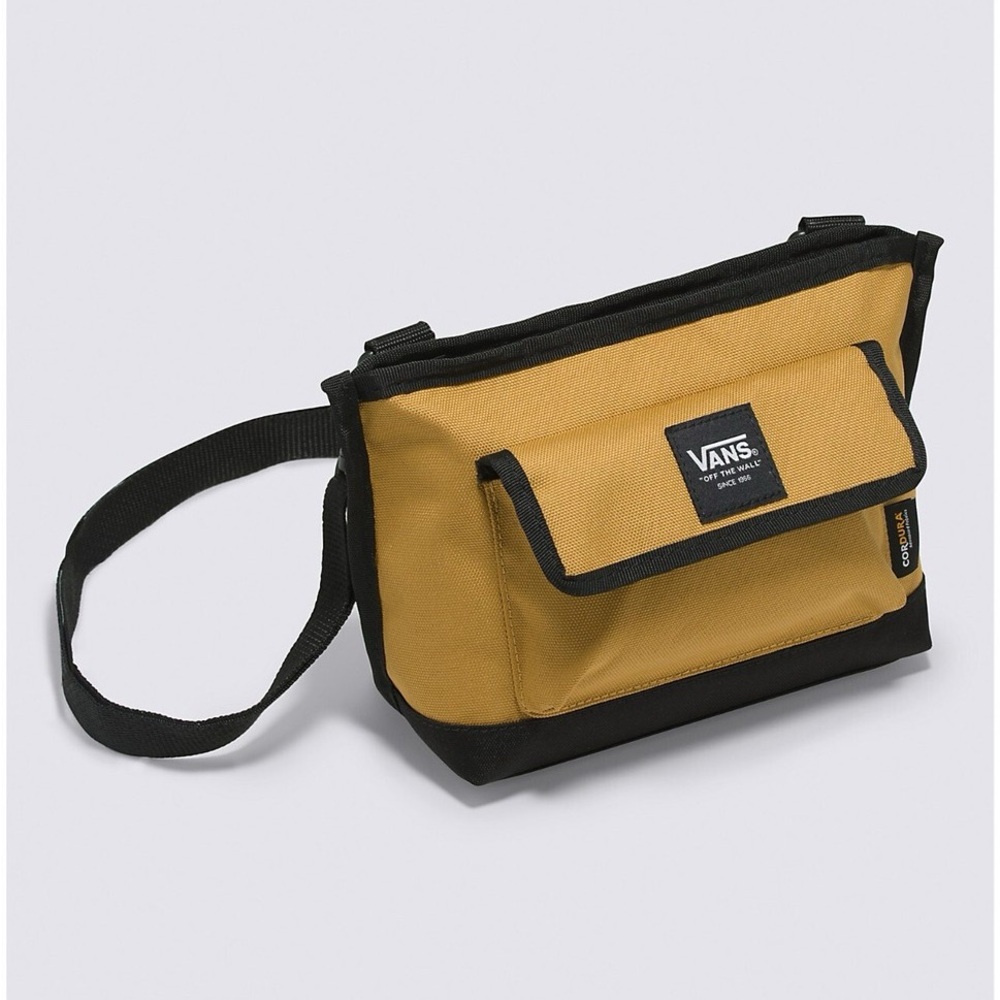 VANS Out and About crossbody bag in Woodthrush (NWOT)